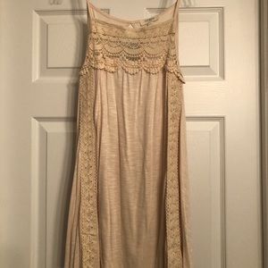 Long flowing lace detailed tank. New!